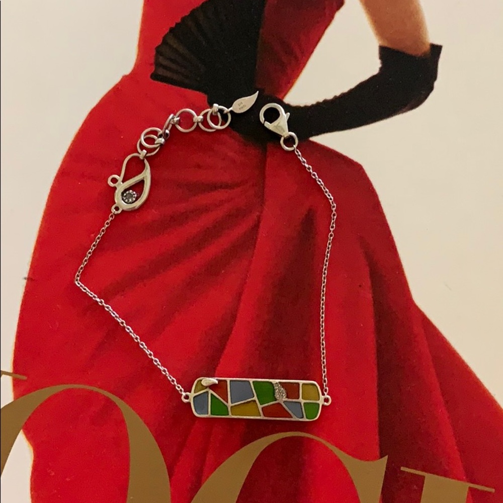 Beautiful design - Picture 2 of 3